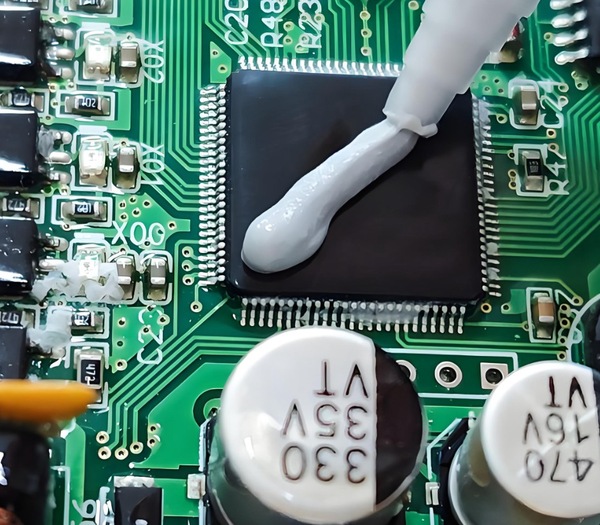 千京电子导热硅脂  精密导热硅胶（可替代进口产品）