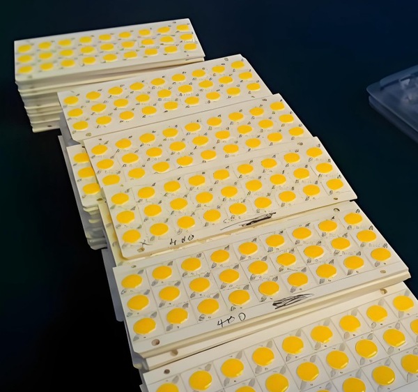 COB封装胶水材料  LED封装倒装COB胶  