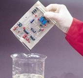 QK-990是一种单组份、紫外光和湿气双重固化